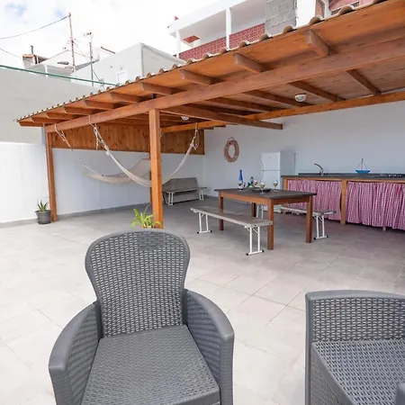 Front Line, Unbeatable Terrace 10m From The Sea