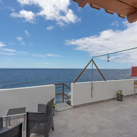 Front Line, Unbeatable Terrace 10m From The Sea * Santa Cruz de Tenerife